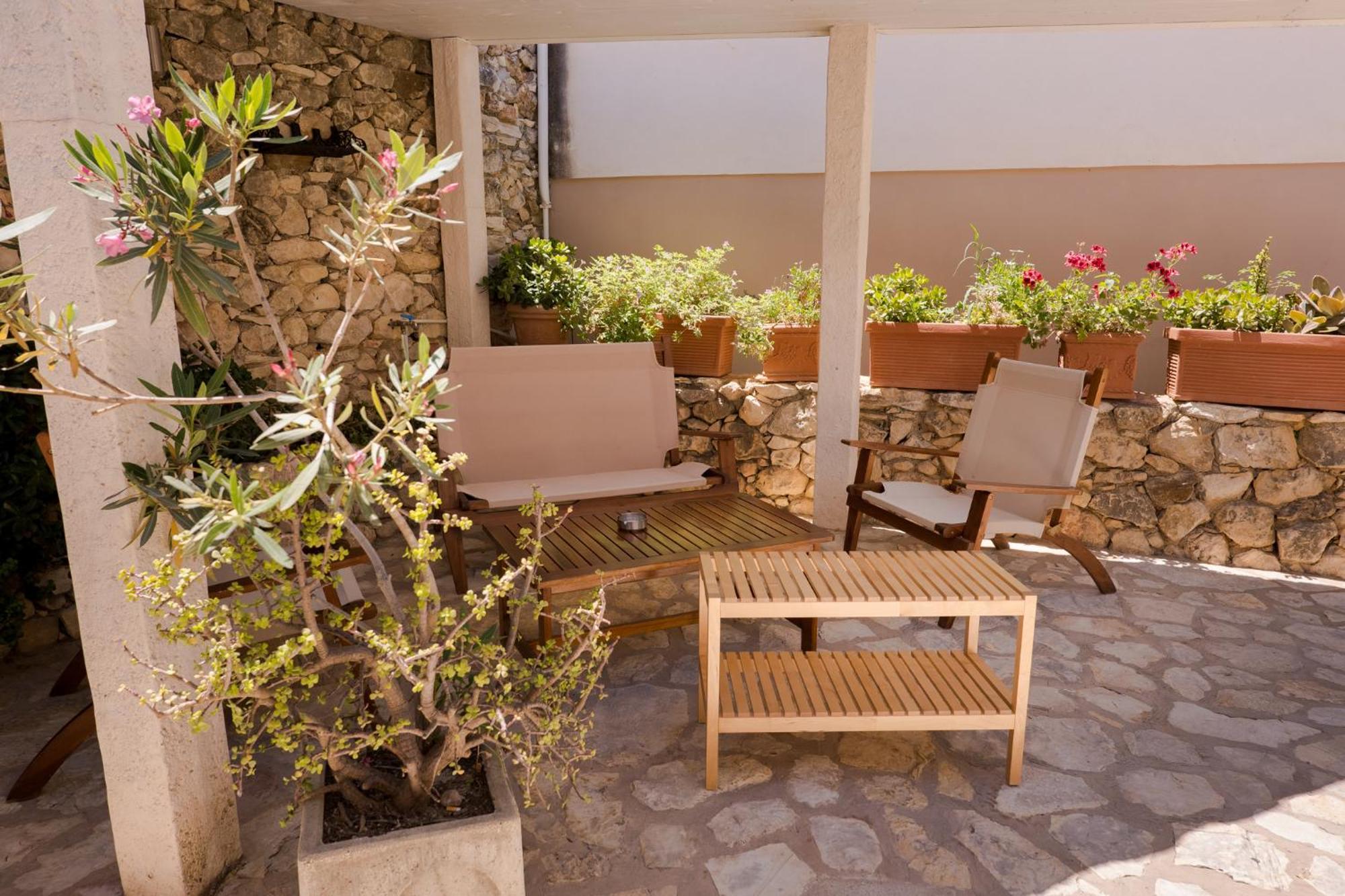 Hotel La Tavernetta Скопело Стая снимка